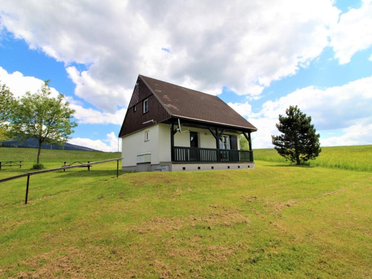 Holiday Home Holiday Hill 58 By Interhome Cista  Экстерьер фото