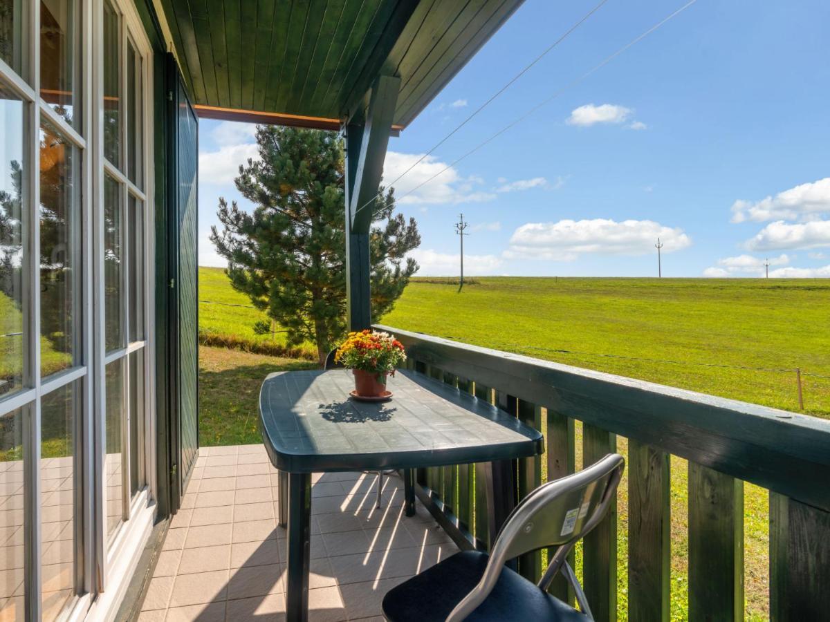 Holiday Home Holiday Hill 58 By Interhome Cista  Экстерьер фото
