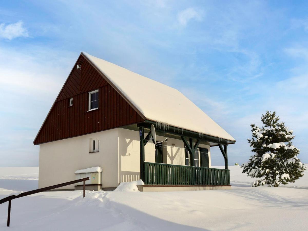 Holiday Home Holiday Hill 58 By Interhome Cista  Экстерьер фото